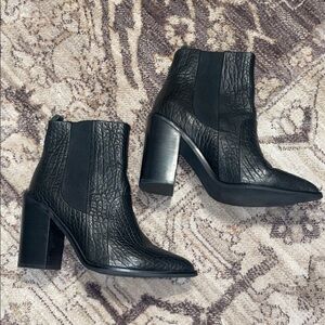 Sol Sana Textured Black Heeled Boots